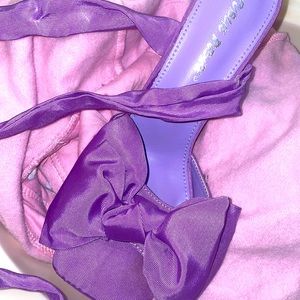 Purple women’s size six heels